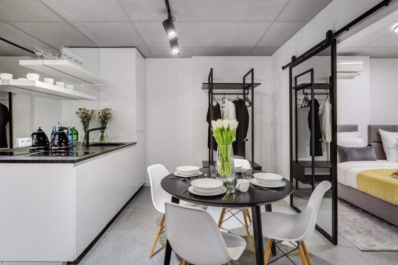 Family Center Apartments Krakow Bagian luar foto