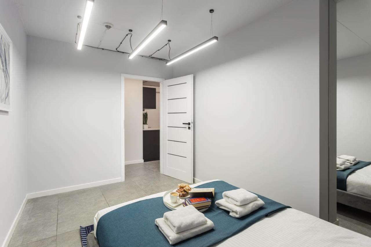 Family Center Apartments Krakow Bagian luar foto