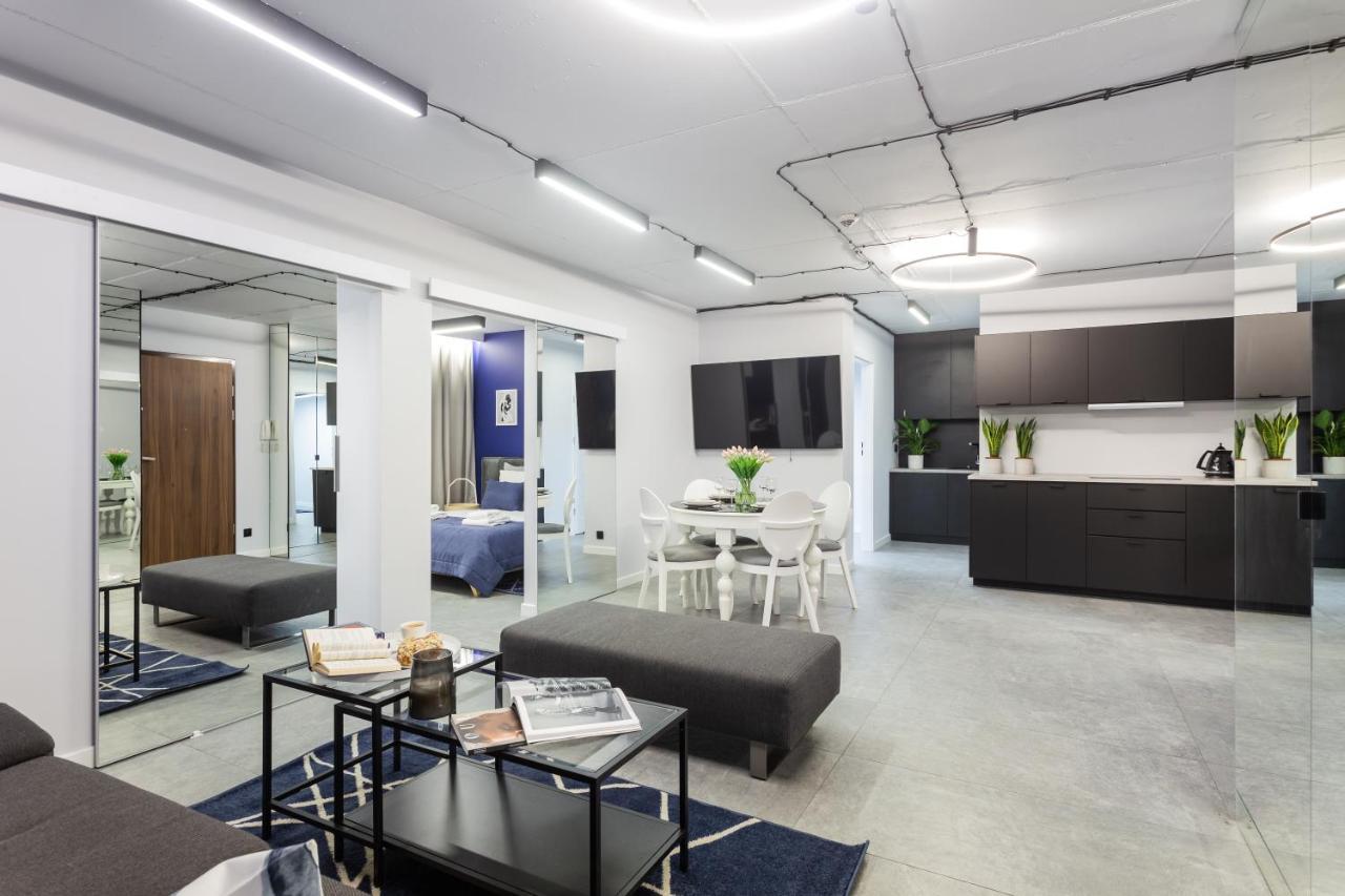 Family Center Apartments Krakow Bagian luar foto