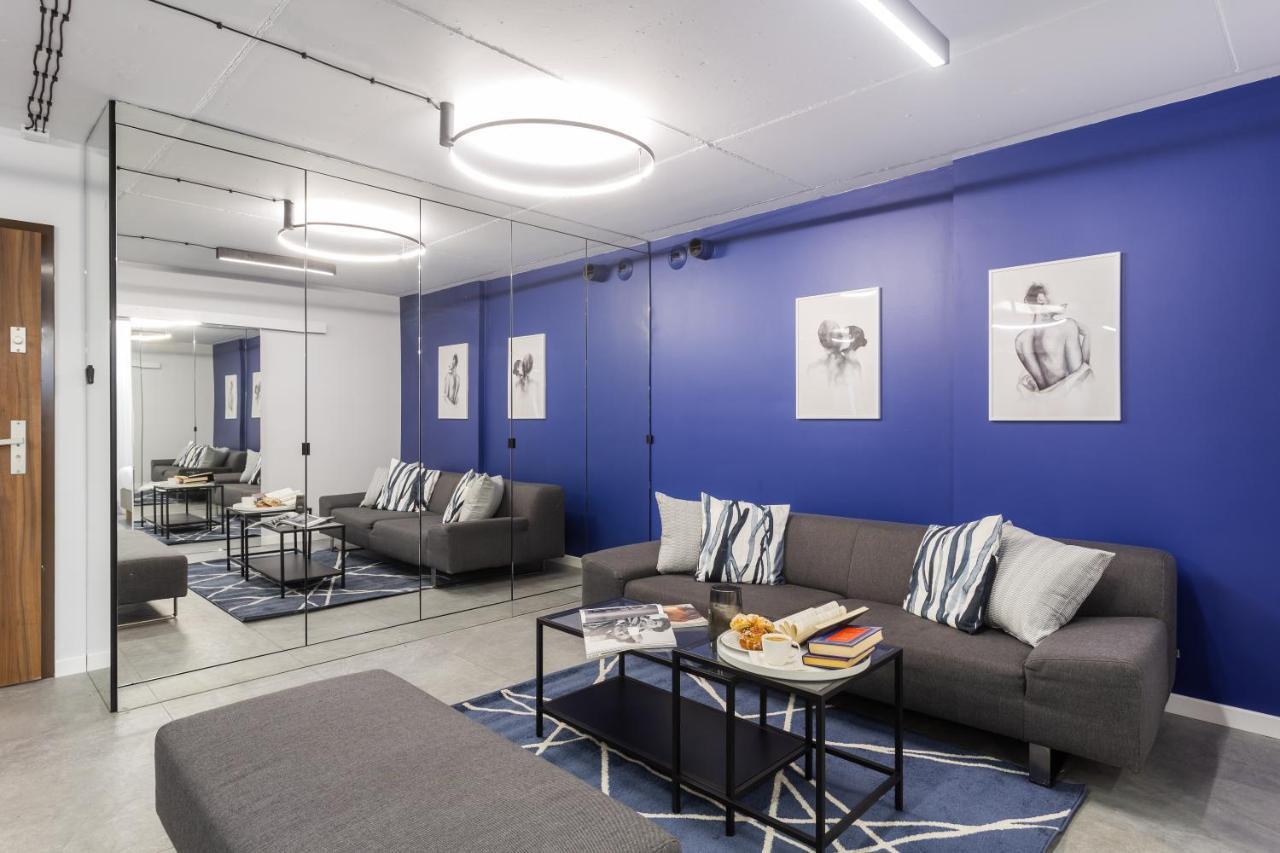 Family Center Apartments Krakow Bagian luar foto